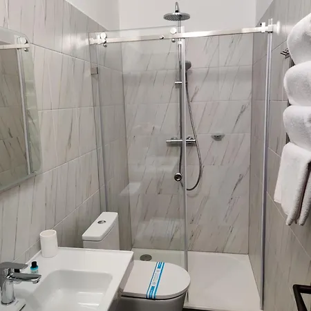 Honchara Hotel